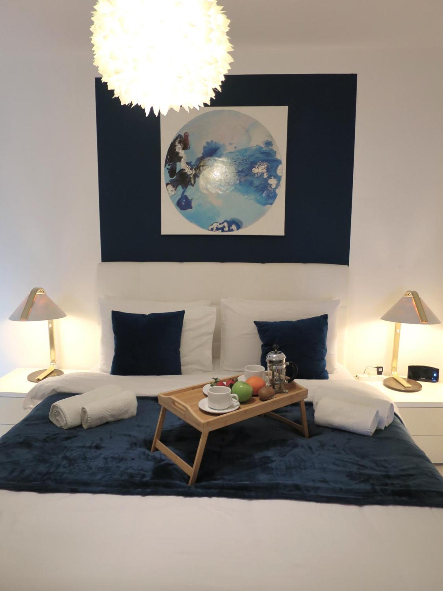 Seafront Apartment Terrace, Lounger & Panoramic Ocean Views メーリッハ エクステリア 写真